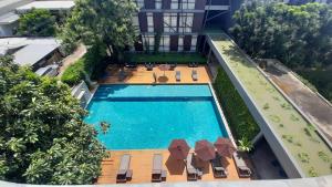 A view of the pool at Vismaya Suvarnabhumi Hotel or nearby