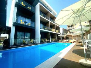 Bazén v ubytování Valmar Hotel nebo v jeho okolí