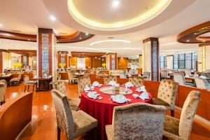 Εστιατόριο ή άλλο μέρος για φαγητό στο Muong Thanh Luxury Quang Ninh Hotel