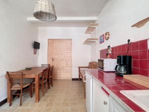 Kuchyň nebo kuchyňský kout v ubytování Appartement LEUCATE