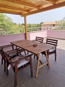 Balkón nebo terasa v ubytování Apartments Oskar