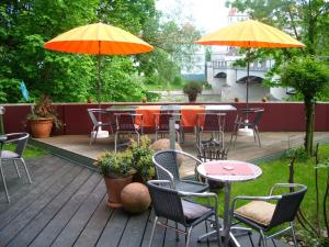Zahrada ubytování Hotel am Fluss