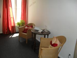 Posezení v ubytování Hotel am Fluss