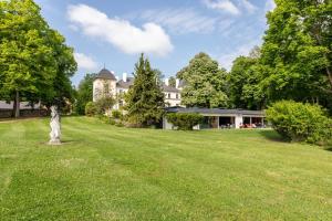 Zahrada ubytování Château de Charmeil- Vichy chambres d'hôtes