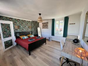 Posteľ alebo postele v izbe v ubytovaní Homefleur - Maison 130m2 - 8 à 10 pers - Jardin