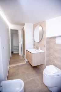 Kúpeľňa v ubytovaní Kaary BellaVita Superior Room