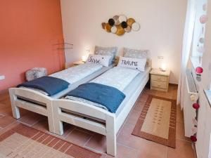 Postel nebo postele na pokoji v ubytování Ferienwohnung Storchenaue