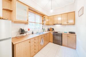 Η κουζίνα ή μικρή κουζίνα στο Rose’s House +11 φωτογραφίες