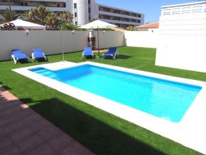 Bazén v ubytování DUPLEX C9 con PISCINA PRIVADA nebo v jeho okolí