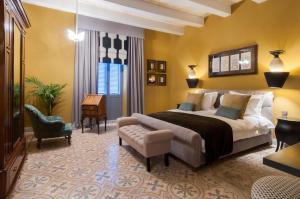 Postel nebo postele na pokoji v ubytování The Coleridge Boutique Hotel In Valletta