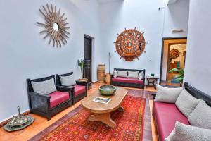 Posezení v ubytování Luxury Riad Mounia
