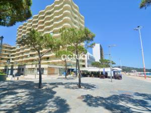 The building in which Az apartmant is located