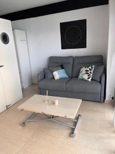 Posedenie v ubytovaní Apartamento Vacacional & Holiday