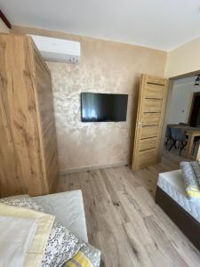 TV a/nebo společenská místnost v ubytování Ośrodek Wypoczynkowy Wratislavia