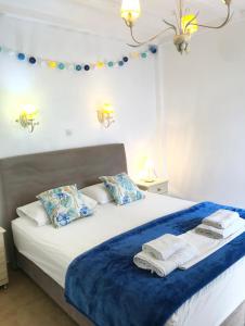 Letto o letti in una camera di Matala View