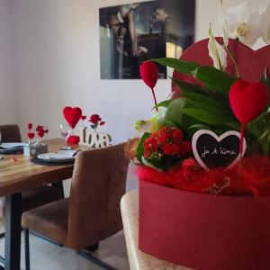 Fotografie z fotogalerie ubytování Loveroom La Garçonn'Hyères v destinaci Hyères