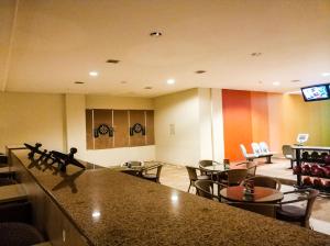 TV o dispositivi per l'intrattenimento presso Beach Getaway at Pico de Loro Hamilo Coast Nasugbu Batangas