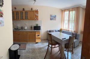 Gallery image of Mariana Guest House Къща за гости Марияна in Pomorie