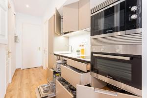 Fotografia z galérie ubytovania Cozy Apartment close to Passeig de Gracia v destinácii Barcelona + 10 fotografií
