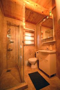 Kupatilo u objektu Milanova koliba Zlatar