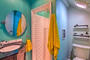 Bagno di Game Room and Mountain Views Lake Lure Retreat!