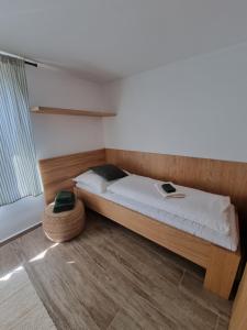 Posteľ alebo postele v izbe v ubytovaní Holiday house Laura