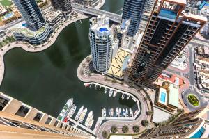 Pemandangan dari udara bagi Marina Mall Apartments, Dubai Marina