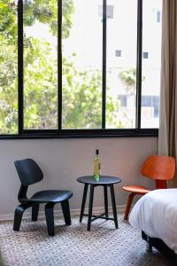 Posezení v ubytování Levinski Market Hotel