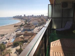 Una vista general del mar o el mar tomado desde el departamento