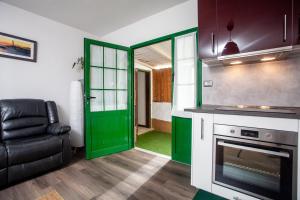 Kuchyň nebo kuchyňský kout v ubytování CASA IGNAZIA in Lajares