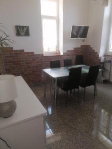 Zdjęcie z galerii obiektu Villa Pelda Apartment, sea view, parking, pet friendly w mieście Opatija