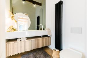 Kúpeľňa v ubytovaní Apartament nad jeziorem Drwęckim Turystyczna # 17