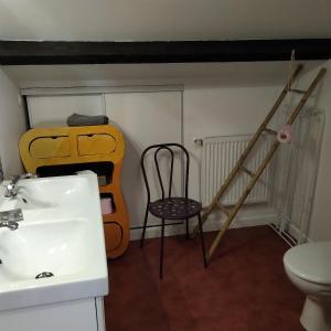 Fotografie z fotogalerie ubytování Espace Beléverte Bussière 1 Tamaris appartement meublé de 2 chambres v destinaci Oullins
