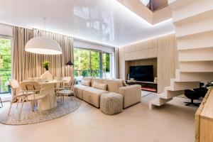 Posedenie v ubytovaní Apartament nad jeziorem Drwęckim Turystyczna # 17