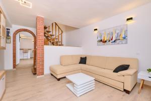 Posedenie v ubytovaní Apartman Ursula Stivan