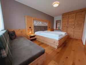 A bed or beds in a room at Residence Stefansdorf
