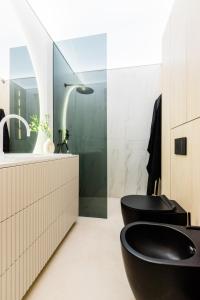 Kúpeľňa v ubytovaní Apartament nad jeziorem Drwęckim Turystyczna # 17
