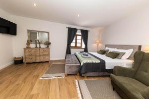 Posteľ alebo postele v izbe v ubytovaní Villa Evas Castle Crikvenica Riviera + 35 fotografií