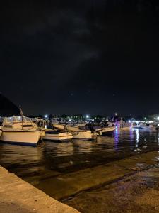 Táj Show holiday homes közelében Még 2 kép