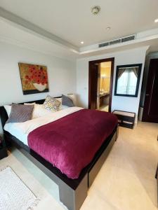 Gallery image of Luxury 2 bedroom Apt in The Pearl with Marina view in Doha