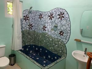 Bilik mandi di Hotel Anachoreo