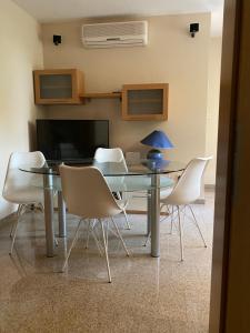 TV a/nebo společenská místnost v ubytování Apartmani IvaMia