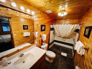 Ένα μπάνιο στο Angler's Lodge