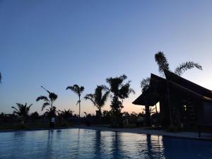 Piscina di Anukama Resort o nelle vicinanze