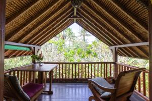 Balkón nebo terasa v ubytování Bali Firefly BnB