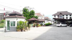 Gallery image of Grand Airport Resort in Lat Krabang