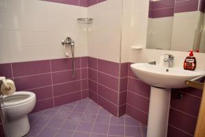 Koupelna v ubytování Arianiti Guesthouse