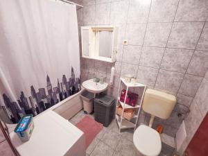 Kúpeľňa v ubytovaní Apartment BUBA + 33 fotografií