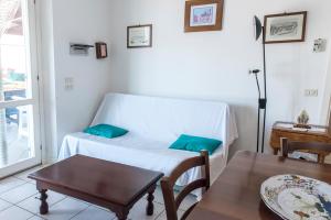 Posezení v ubytování M310 - Marcelli, trilocale con terrazzo comodo ai servizi