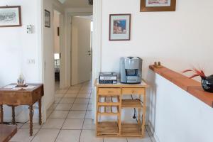 Kuchyň nebo kuchyňský kout v ubytování M310 - Marcelli, trilocale con terrazzo comodo ai servizi